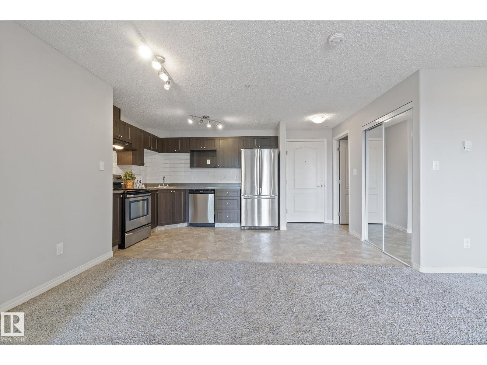 Photo 9 of 214 1520 Hammond Gate Ga Nw, Edmonton AB