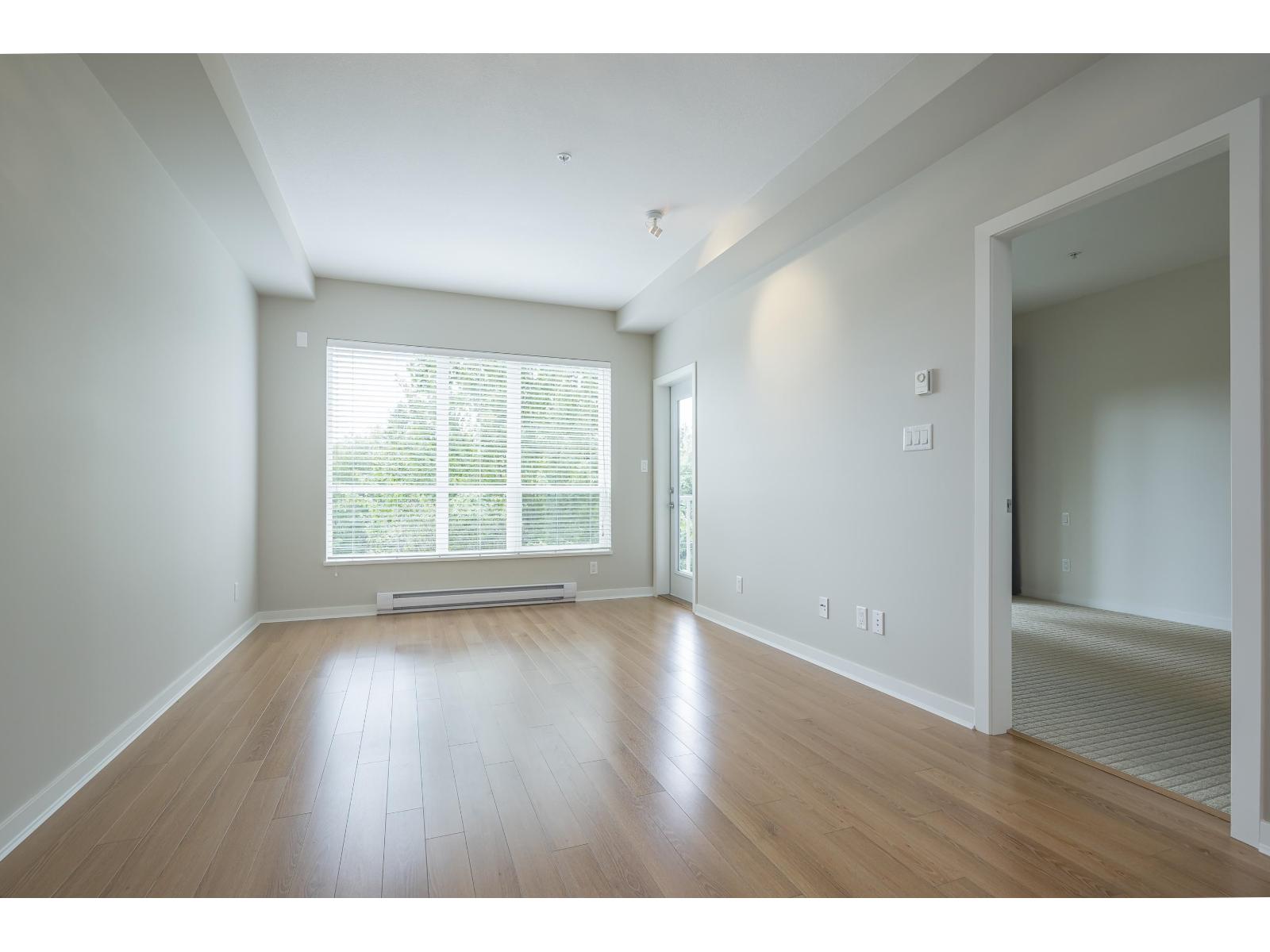 Photo 12 of 310 6430 194 Street, Surrey BC