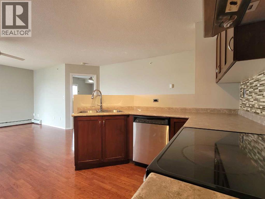 Photo 11 of 401 11220 104 Avenue, Grande Prairie AB