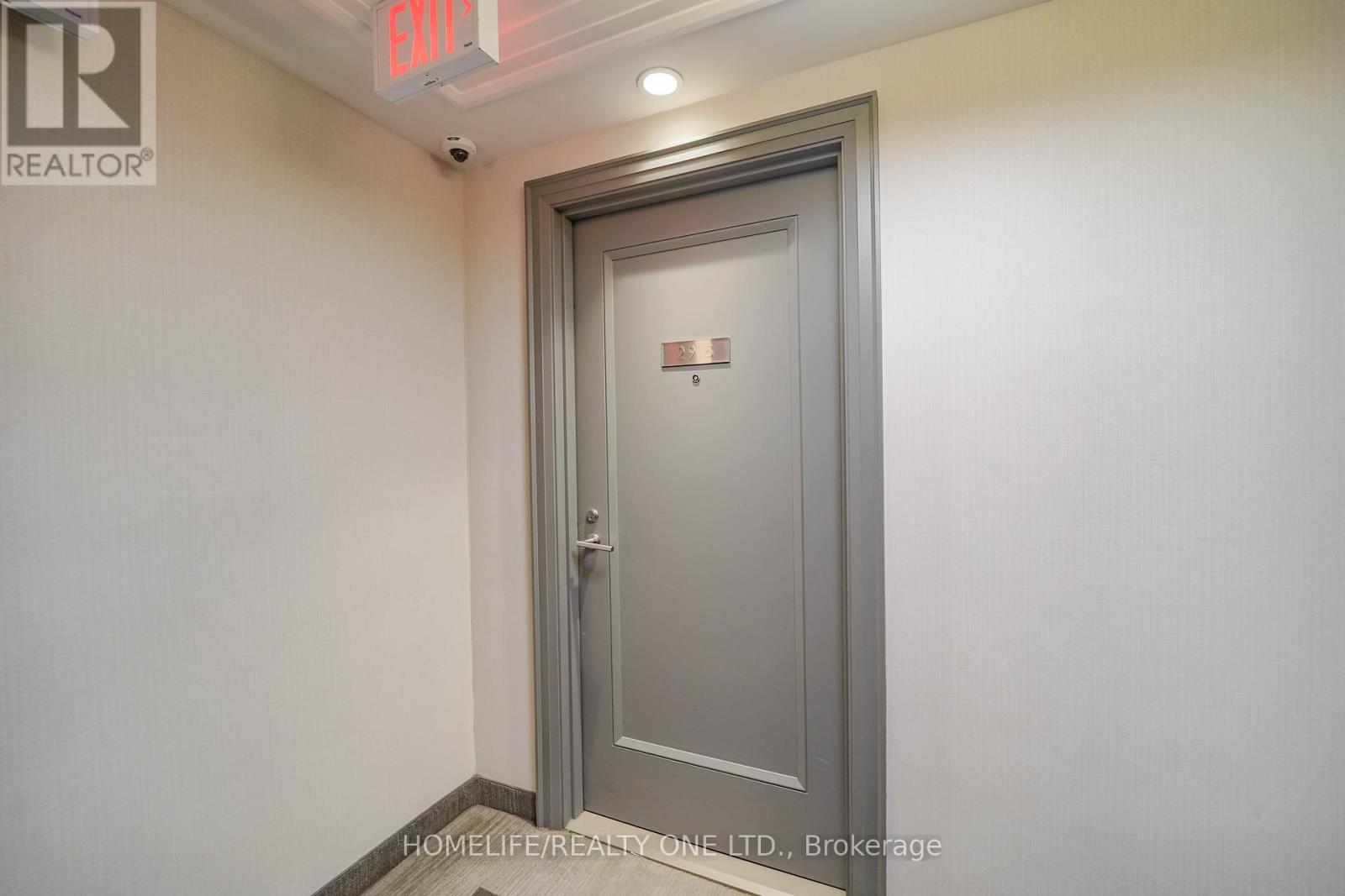 Photo 10 of 2915 155 Yorkville Avenue, Toronto ON