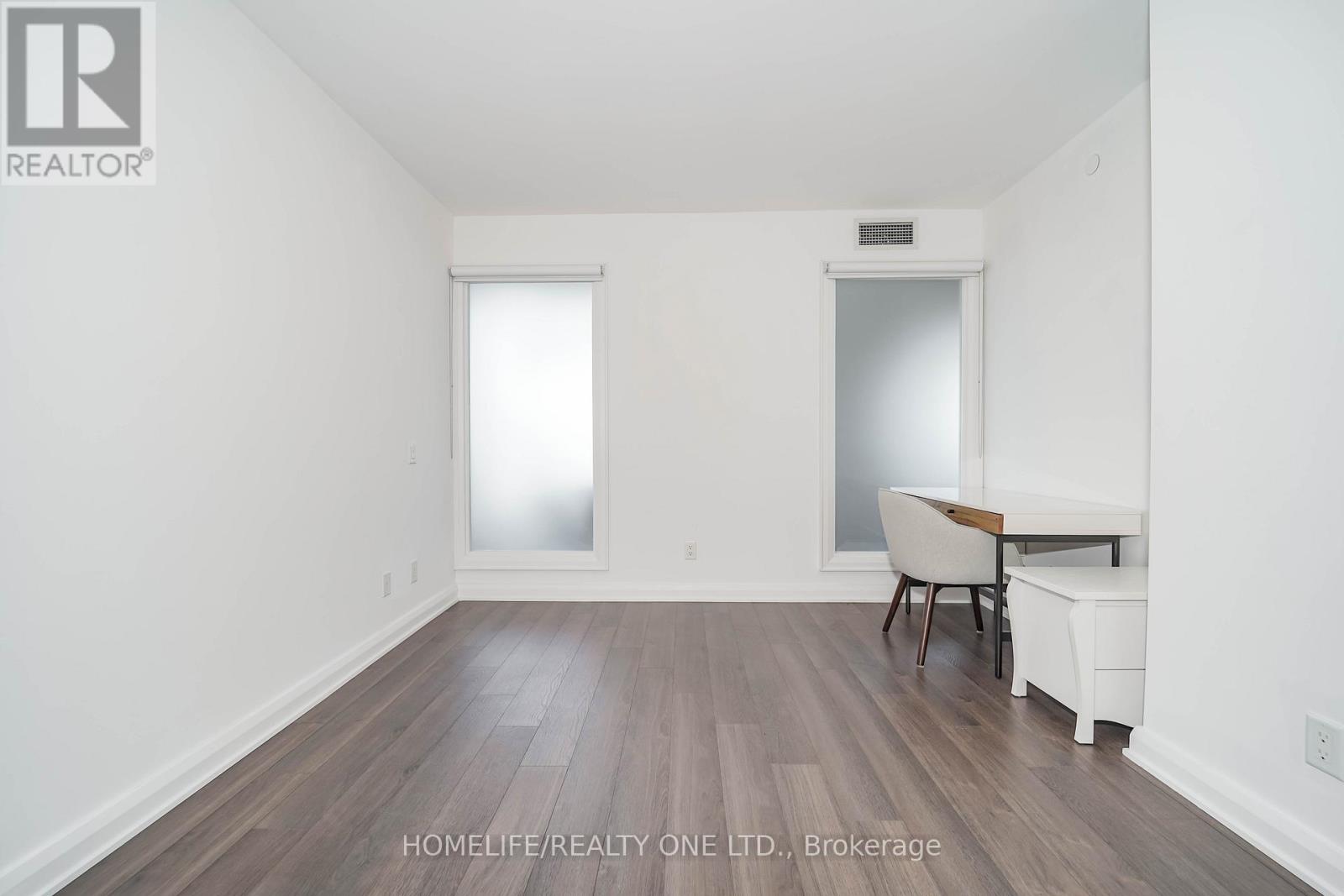 Photo 36 of 2915 155 Yorkville Avenue, Toronto ON