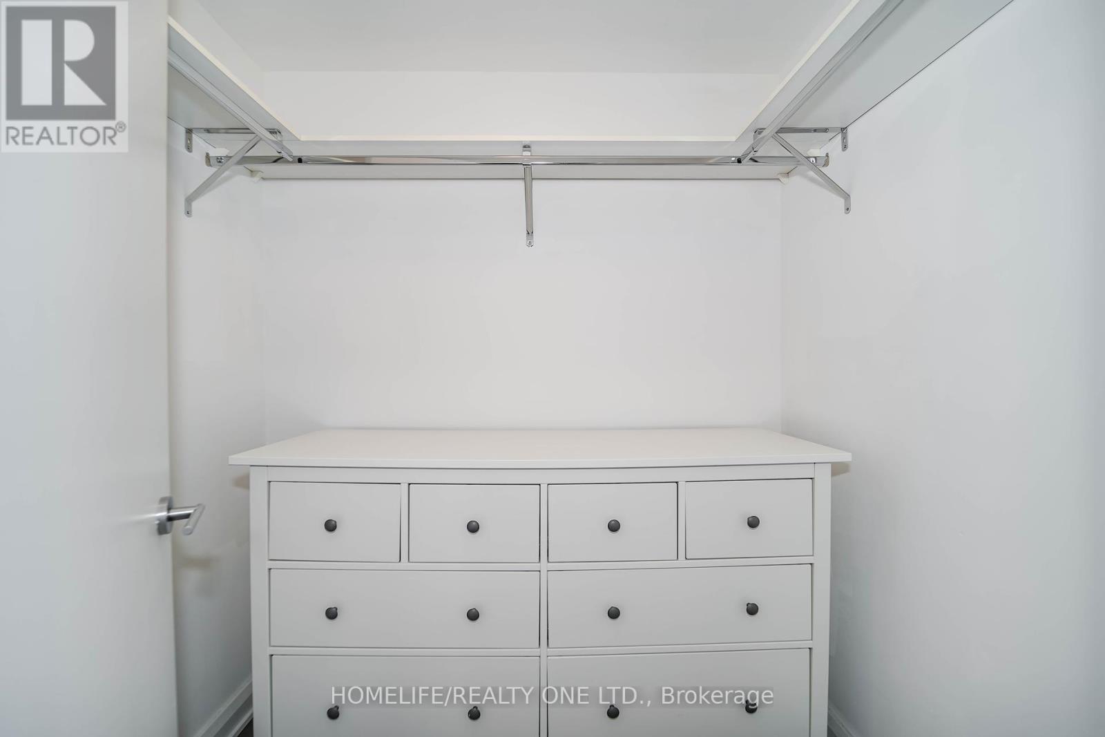 Photo 43 of 2915 155 Yorkville Avenue, Toronto ON