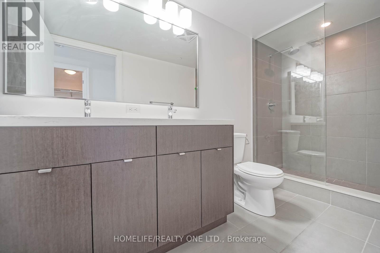 Photo 44 of 2915 155 Yorkville Avenue, Toronto ON