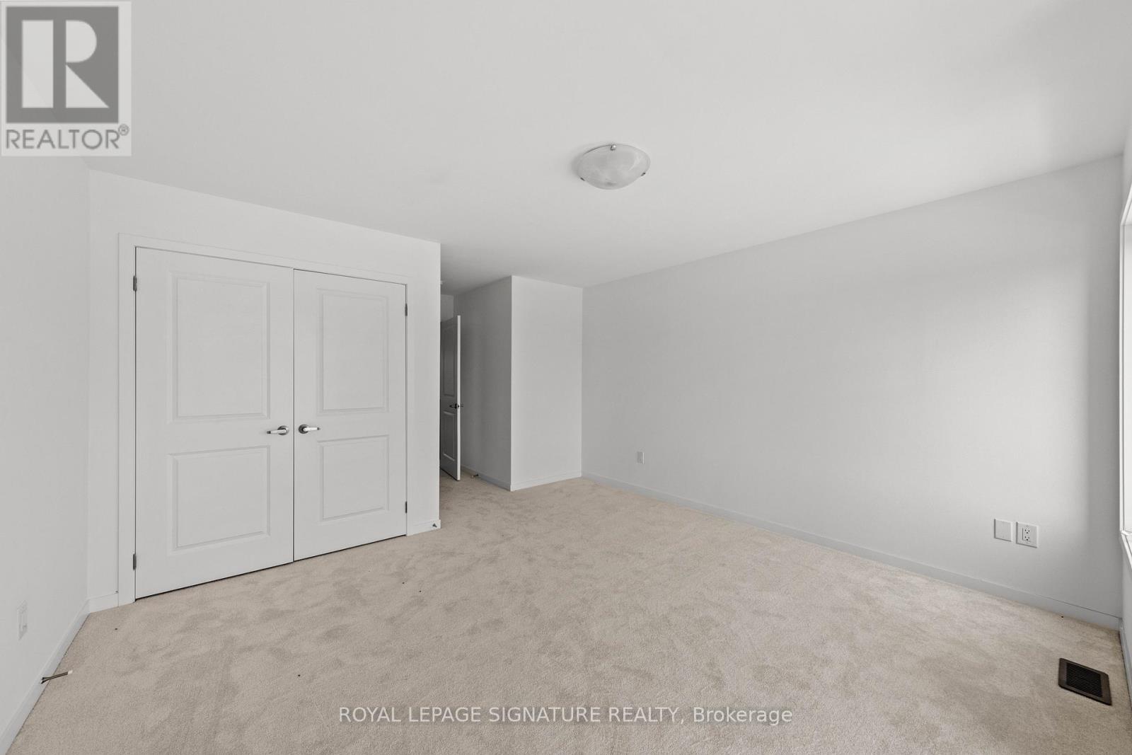 Photo 23 of 48 Bateson Street, Ajax ON