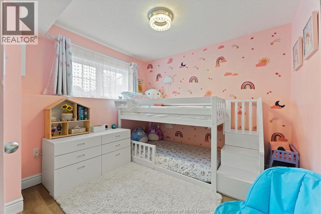 Photo 21 of 4241 Pioneer Avenue, Windsor ON