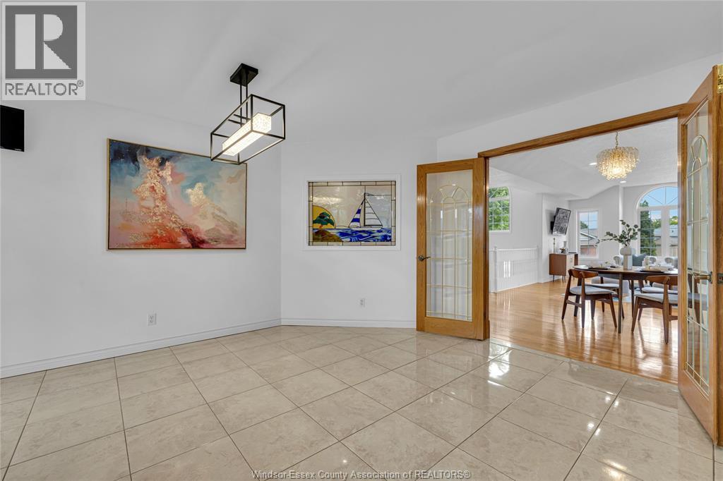 Photo 19 of 1931 Fuller, Windsor ON