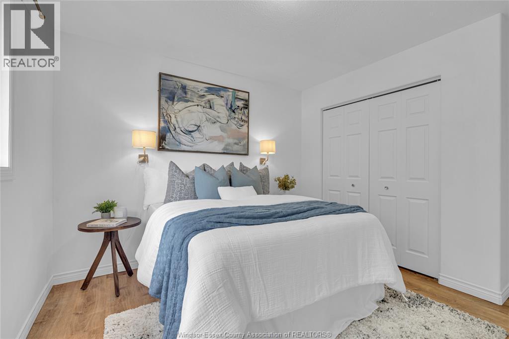 Photo 25 of 1931 Fuller, Windsor ON