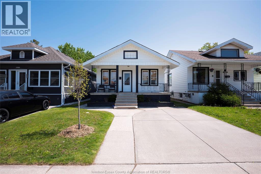 Photo 1 of 1072 Elm Avenue, Windsor ON
