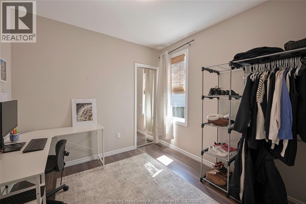 Photo 17 of 1072 Elm Avenue, Windsor ON
