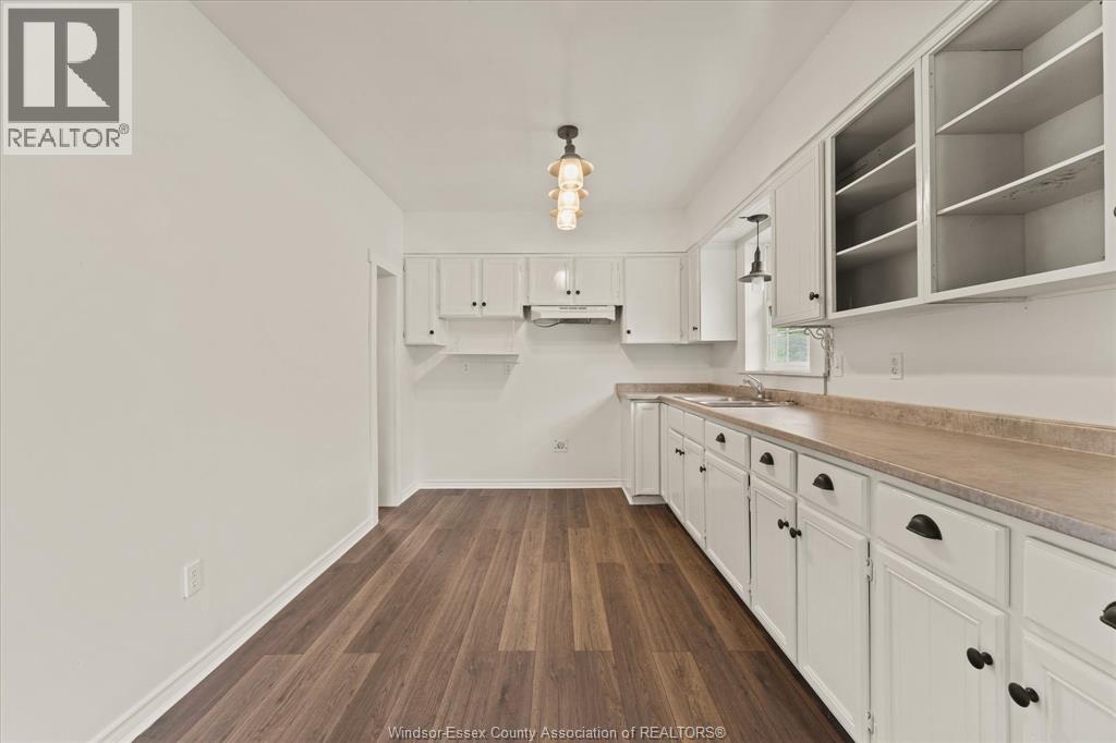 Photo 12 of 1533 Alexis Road, Windsor ON