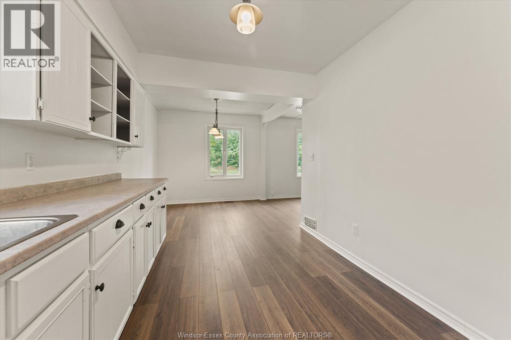 Photo 14 of 1533 Alexis Road, Windsor ON