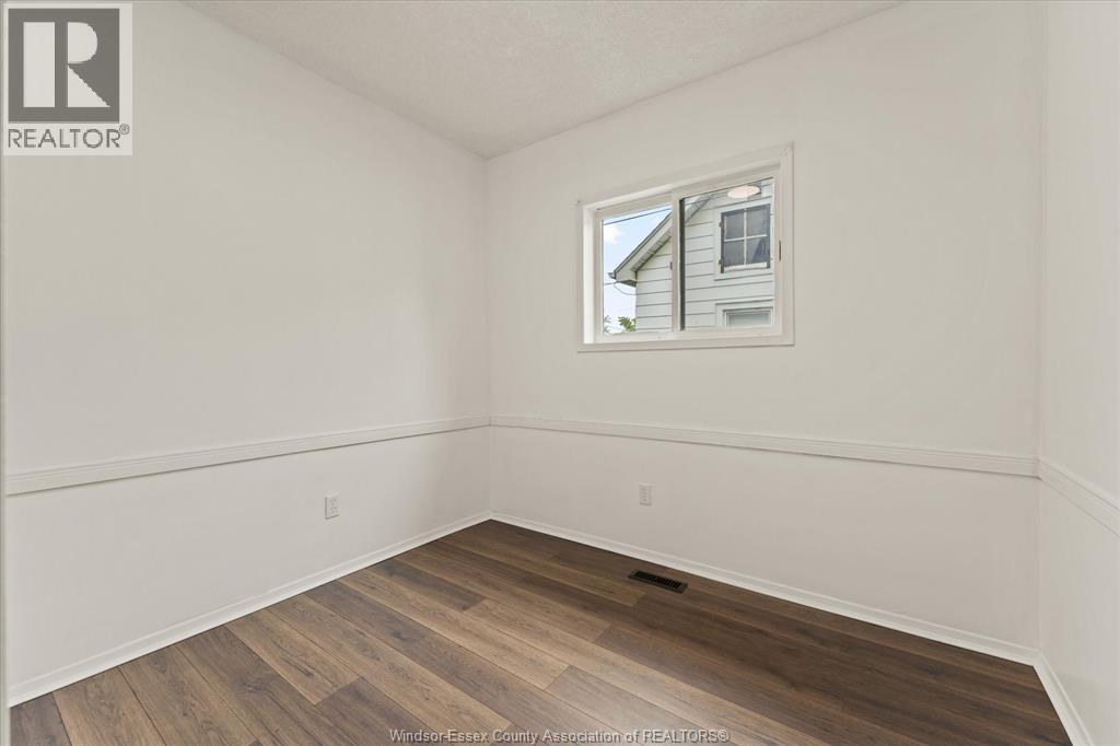 Photo 15 of 1533 Alexis Road, Windsor ON