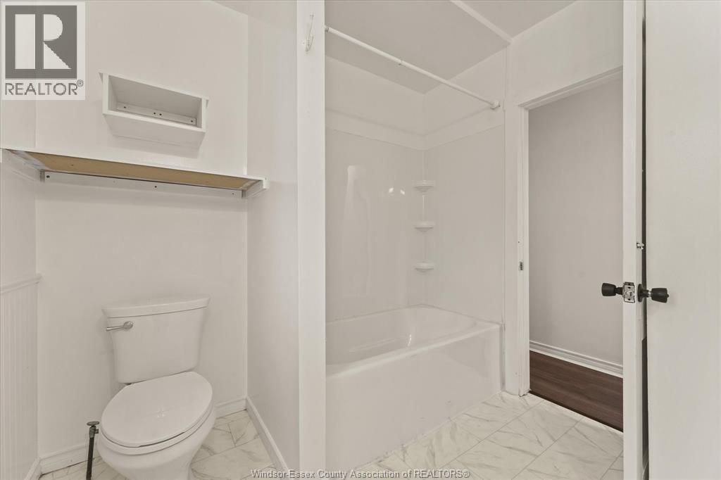 Photo 17 of 1533 Alexis Road, Windsor ON