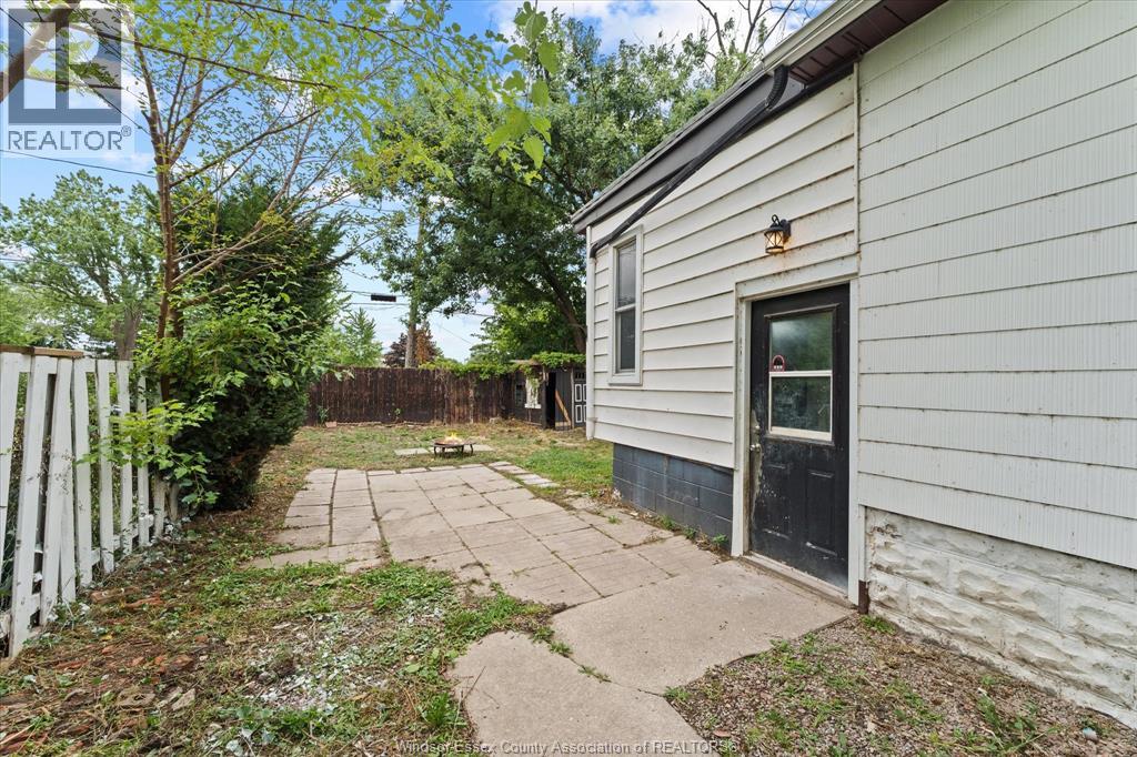 Photo 29 of 1533 Alexis Road, Windsor ON