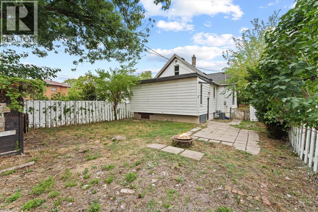 Photo 34 of 1533 Alexis Road, Windsor ON