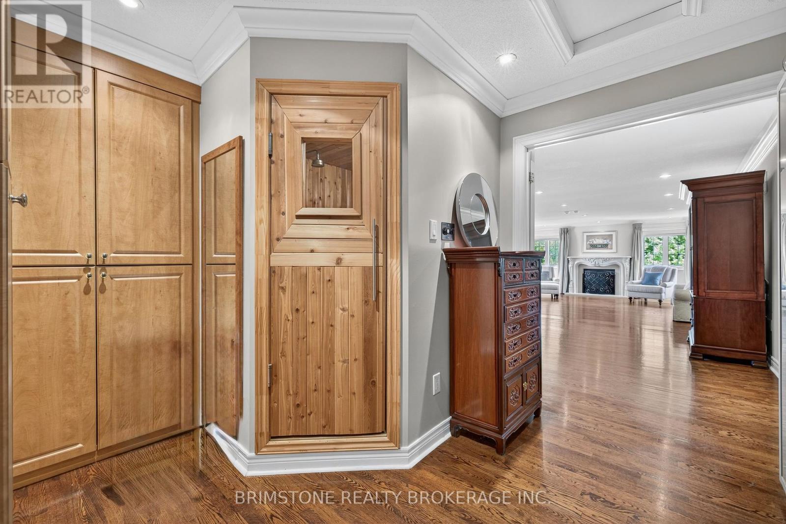 Photo 19 of 123 Salamander Court, Vaughan ON