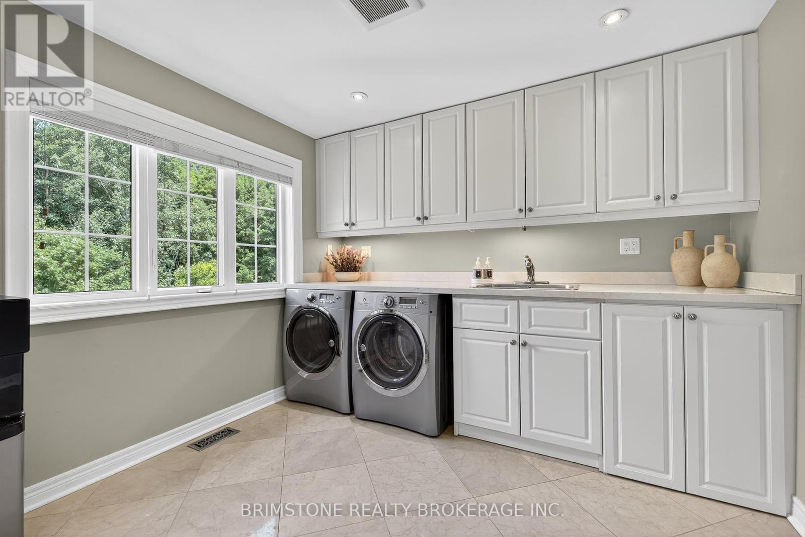 Photo 28 of 123 Salamander Court, Vaughan ON