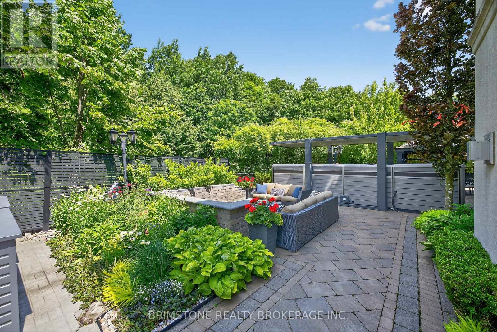 Photo 41 of 123 Salamander Court, Vaughan ON