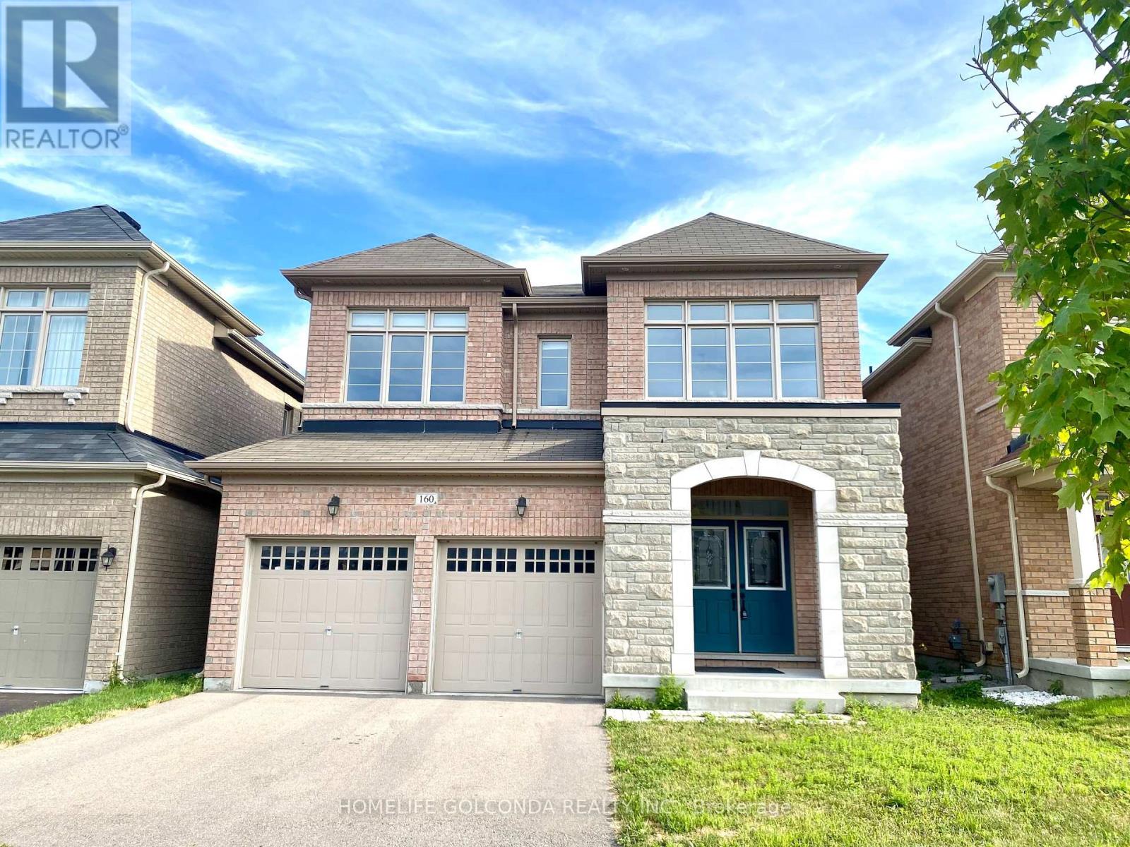 Photo 1 of 160 Chouinard Way, Aurora ON