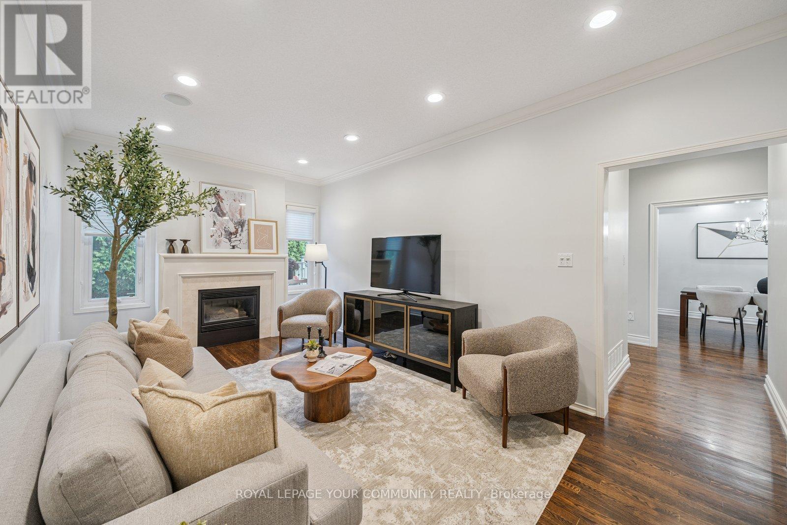 Photo 19 of 92 Mulholland Drive, Vaughan ON