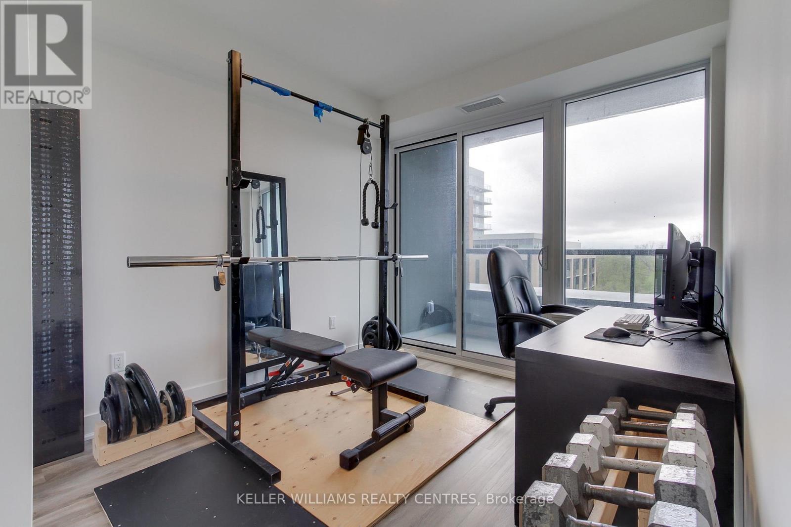 Photo 24 of 419 185 Deerfield Road, Newmarket ON