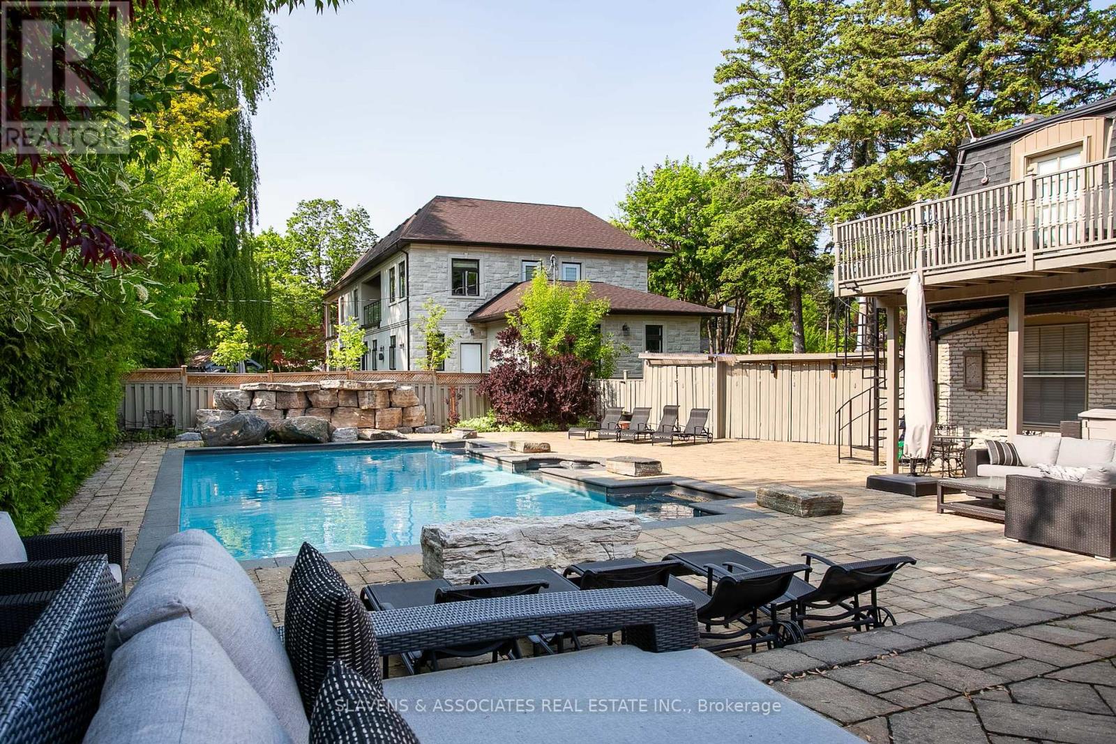 Photo 37 of 18 Hammok Crescent, Markham ON