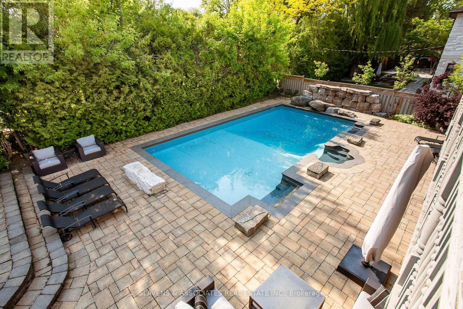 Photo 38 of 18 Hammok Crescent, Markham ON