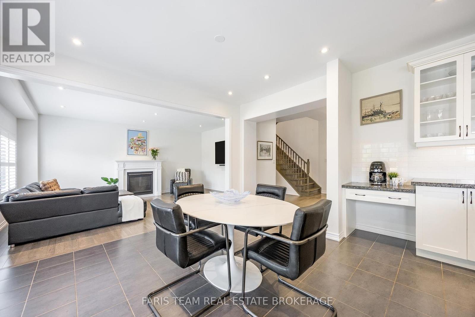 Photo 10 of 1787 Emberton Way, Innisfil ON