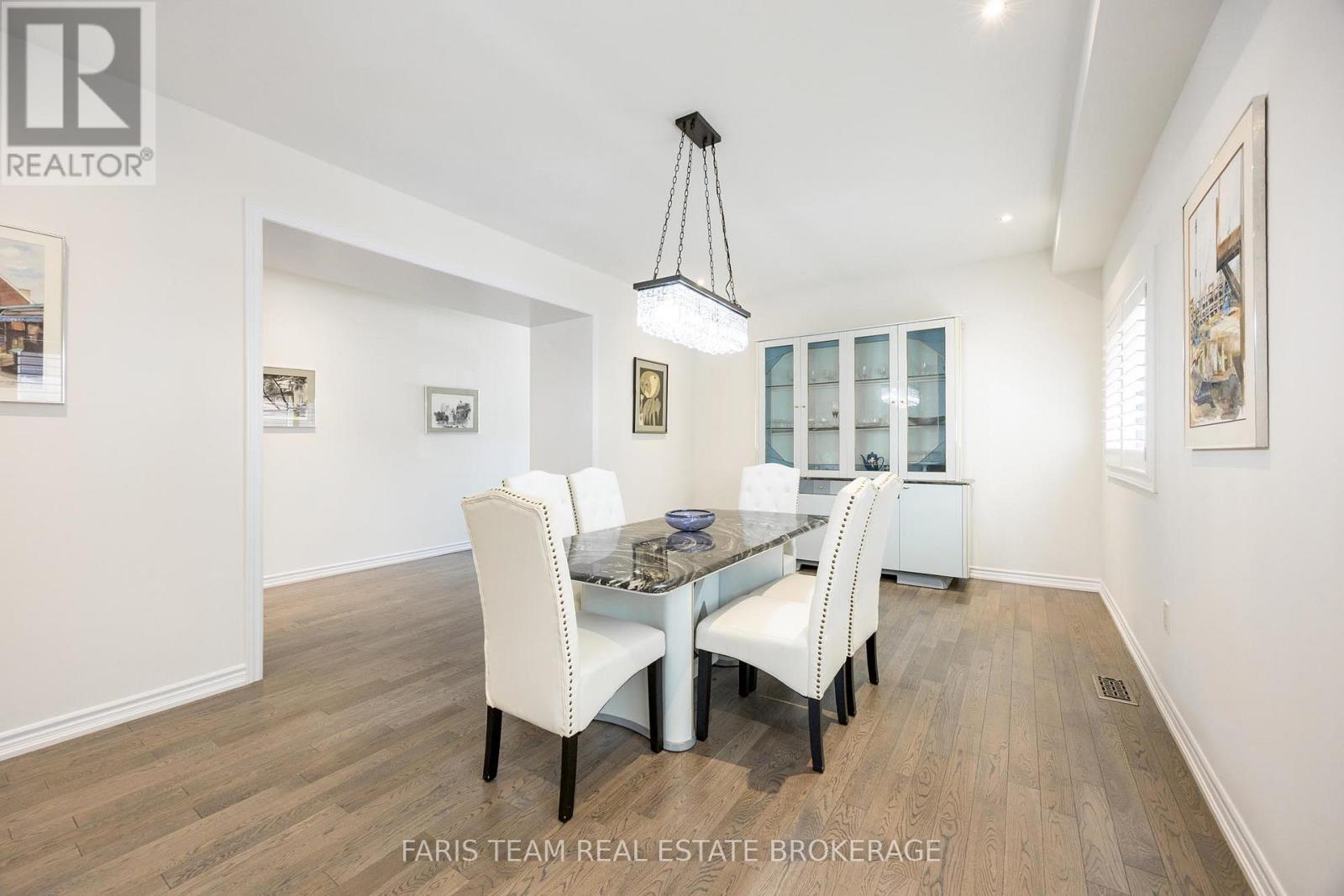 Photo 13 of 1787 Emberton Way, Innisfil ON