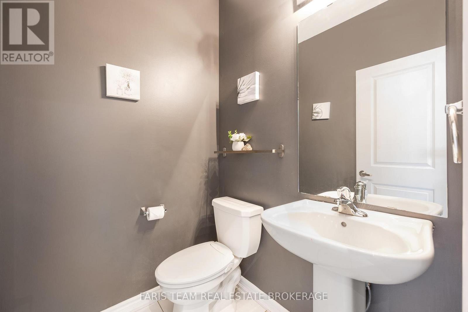 Photo 20 of 1787 Emberton Way, Innisfil ON