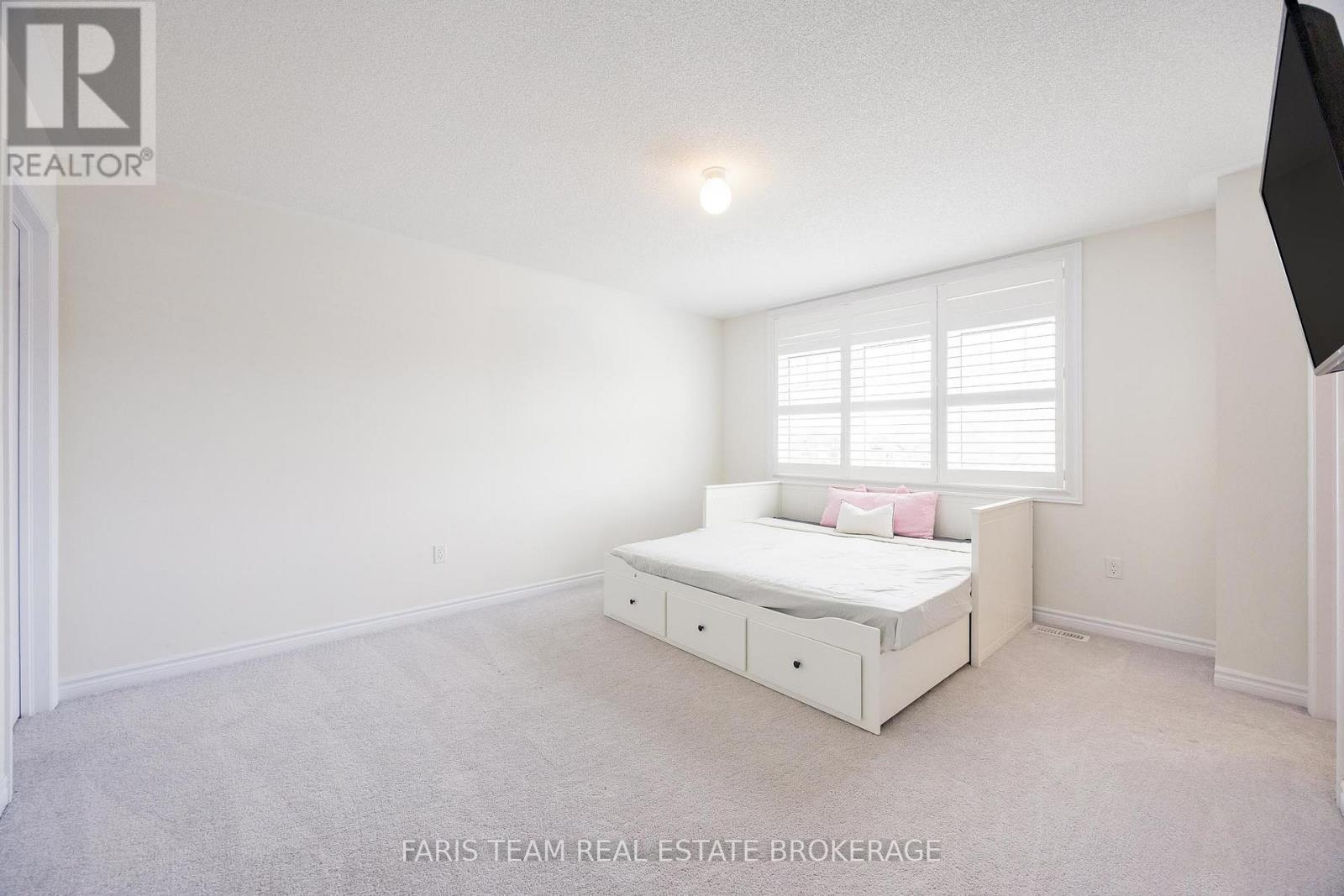 Photo 24 of 1787 Emberton Way, Innisfil ON