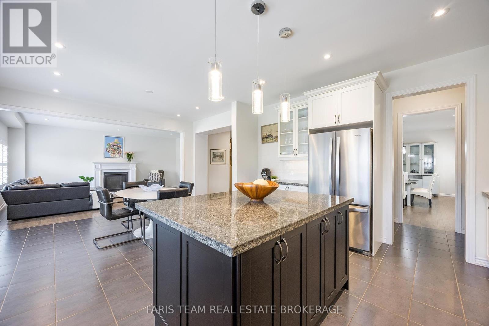 Photo 8 of 1787 Emberton Way, Innisfil ON