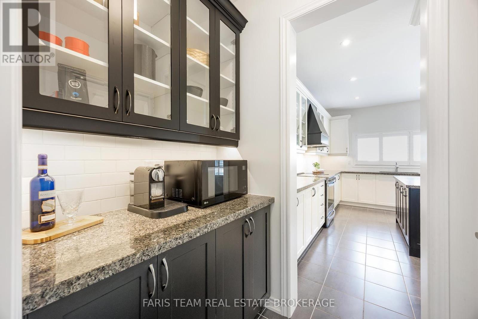 Photo 9 of 1787 Emberton Way, Innisfil ON