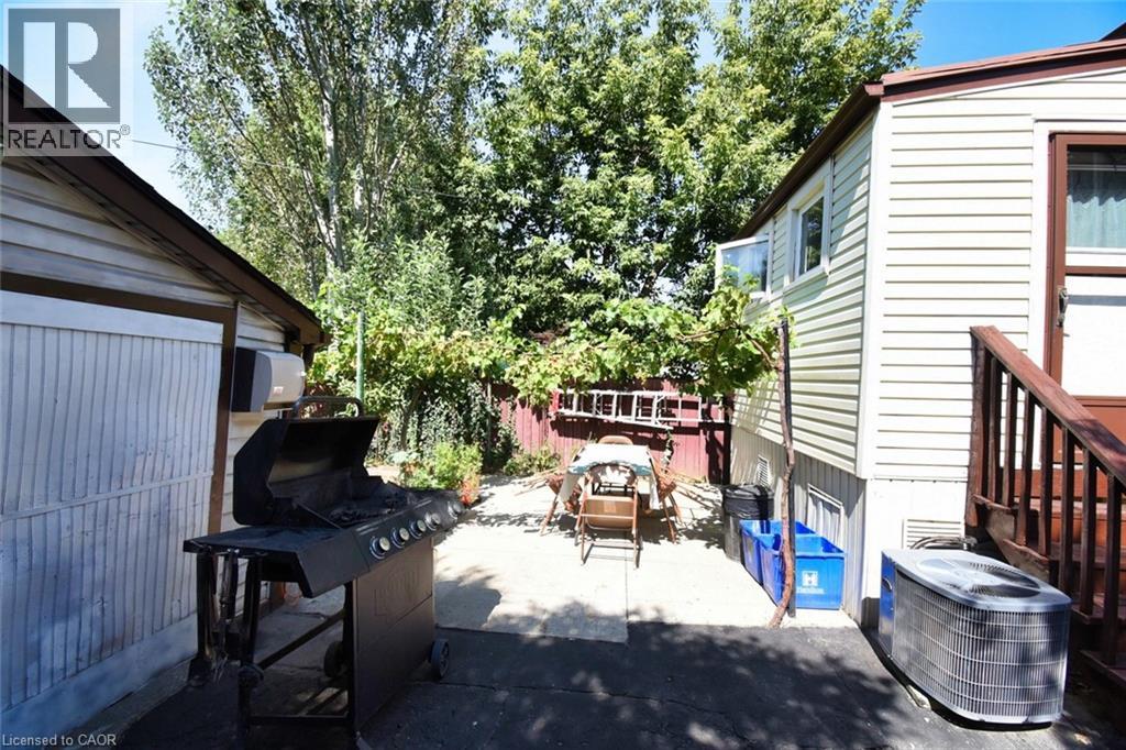 Photo 20 of 17 Park Row N, Hamilton ON