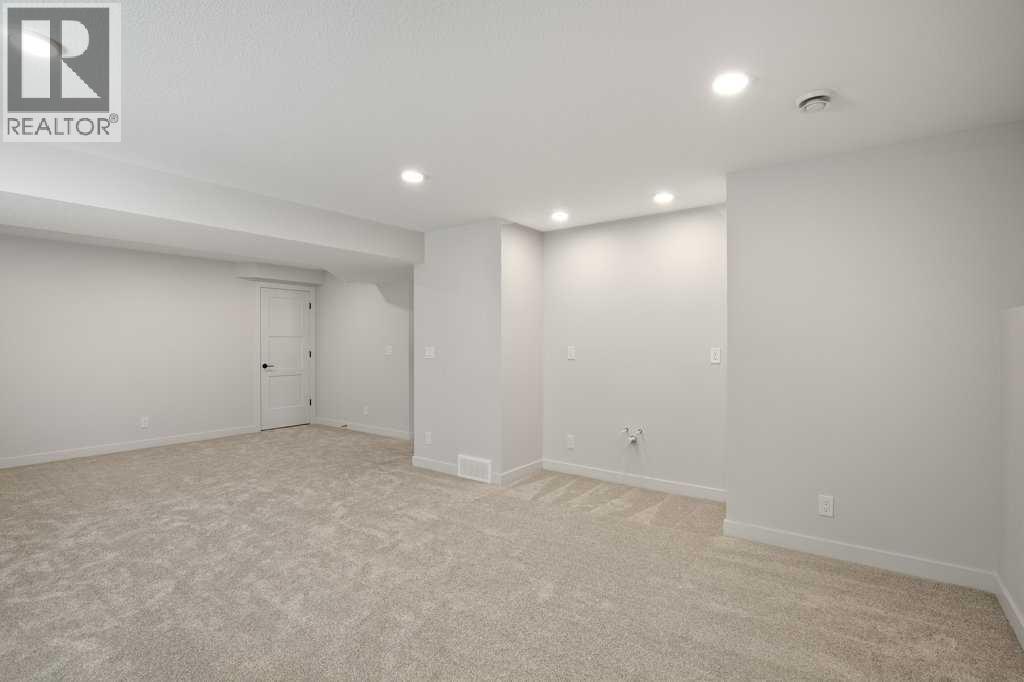 Photo 20 of 154 Norseman Close, Penhold AB