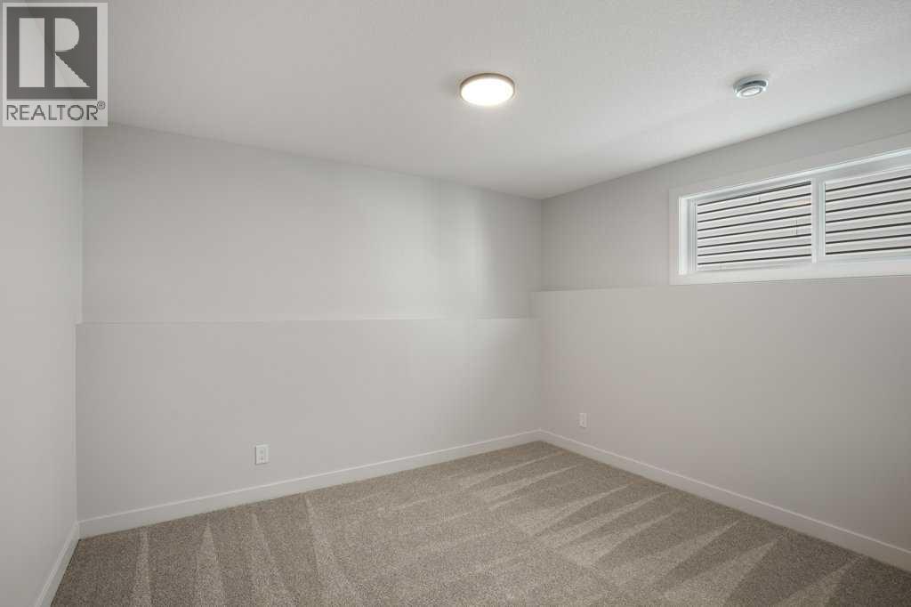 Photo 23 of 154 Norseman Close, Penhold AB