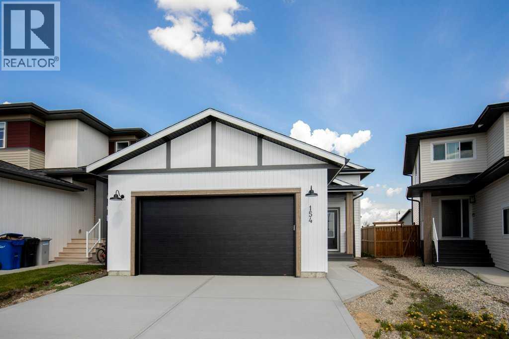 Photo 27 of 154 Norseman Close, Penhold AB