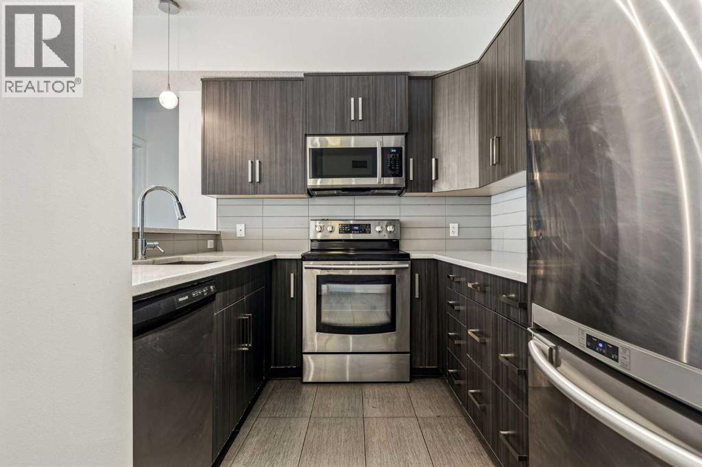 Photo 5 of 304 611 Edmonton Trail Ne, Calgary AB