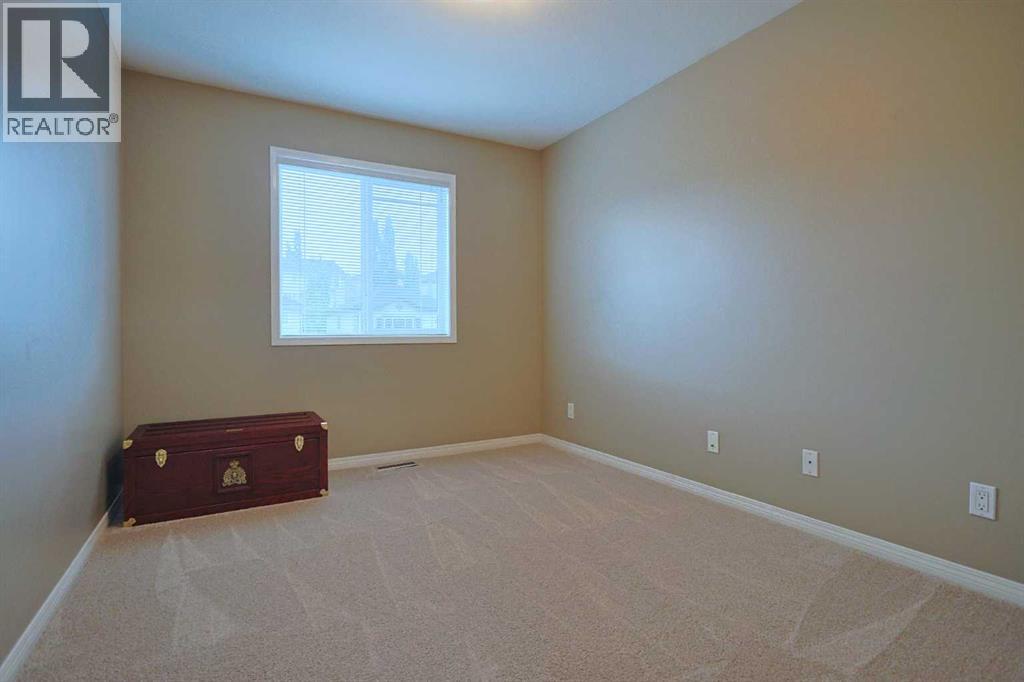 Photo 30 of 242 Royal Birkdale Crescent Nw, Calgary AB