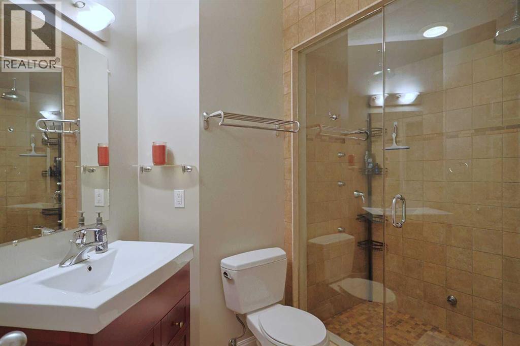 Photo 38 of 242 Royal Birkdale Crescent Nw, Calgary AB