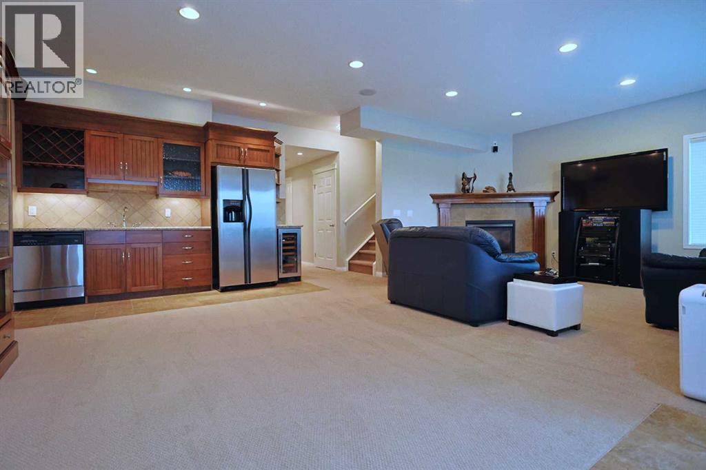Photo 36 of 242 Royal Birkdale Crescent Nw, Calgary AB