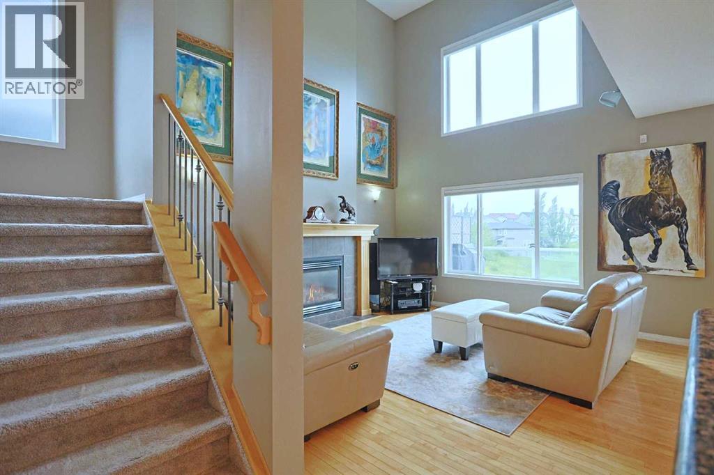 Photo 6 of 242 Royal Birkdale Crescent Nw, Calgary AB