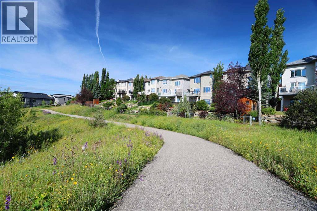 Photo 48 of 242 Royal Birkdale Crescent Nw, Calgary AB