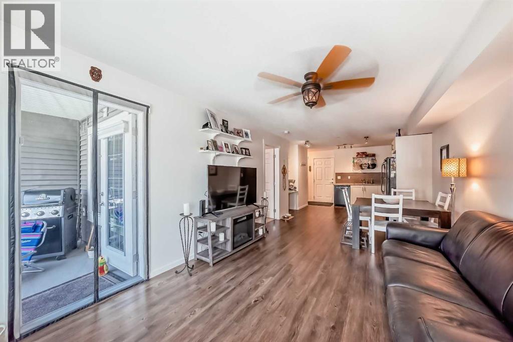Photo 14 of 6315 755 Copperpond Boulevard Se, Calgary AB