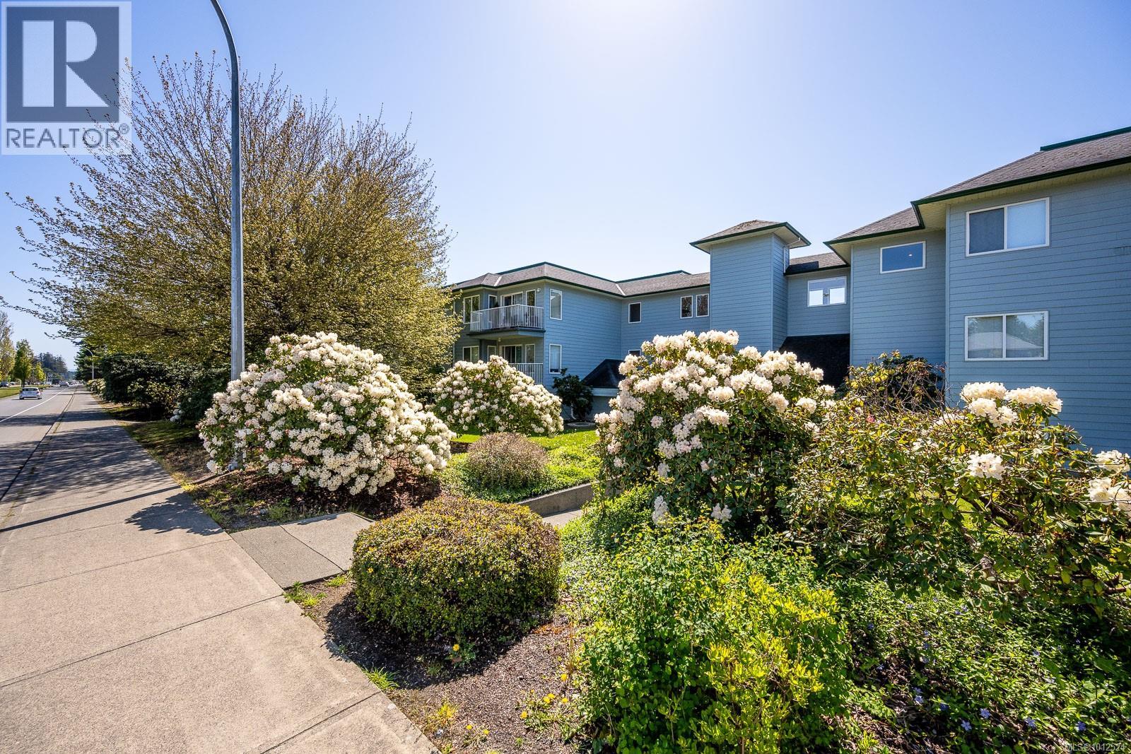 101B 698 Aspen Rd, Comox