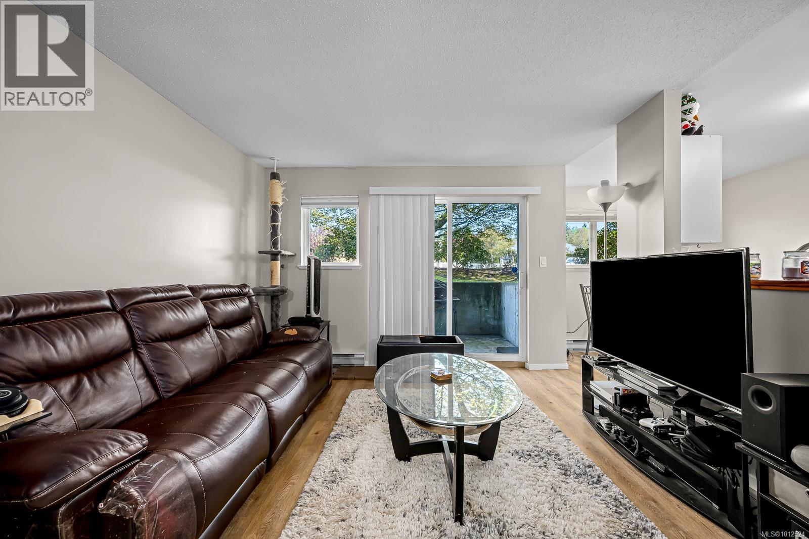 101B 698 Aspen Rd, Comox
