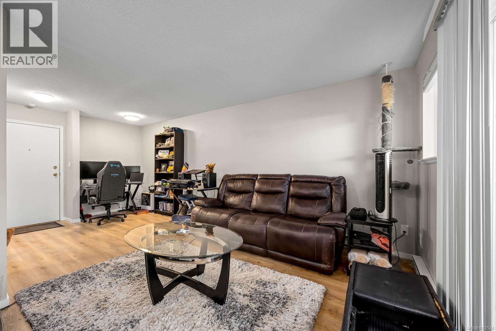 101B 698 Aspen Rd, Comox