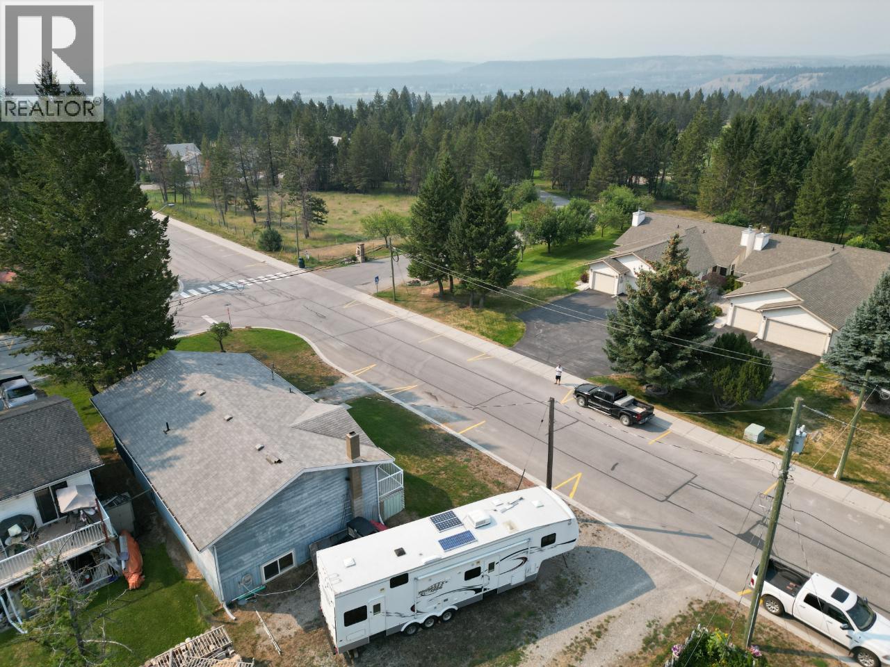 Photo 38 of 7558 Columbia Avenue, Radium Hot Springs BC
