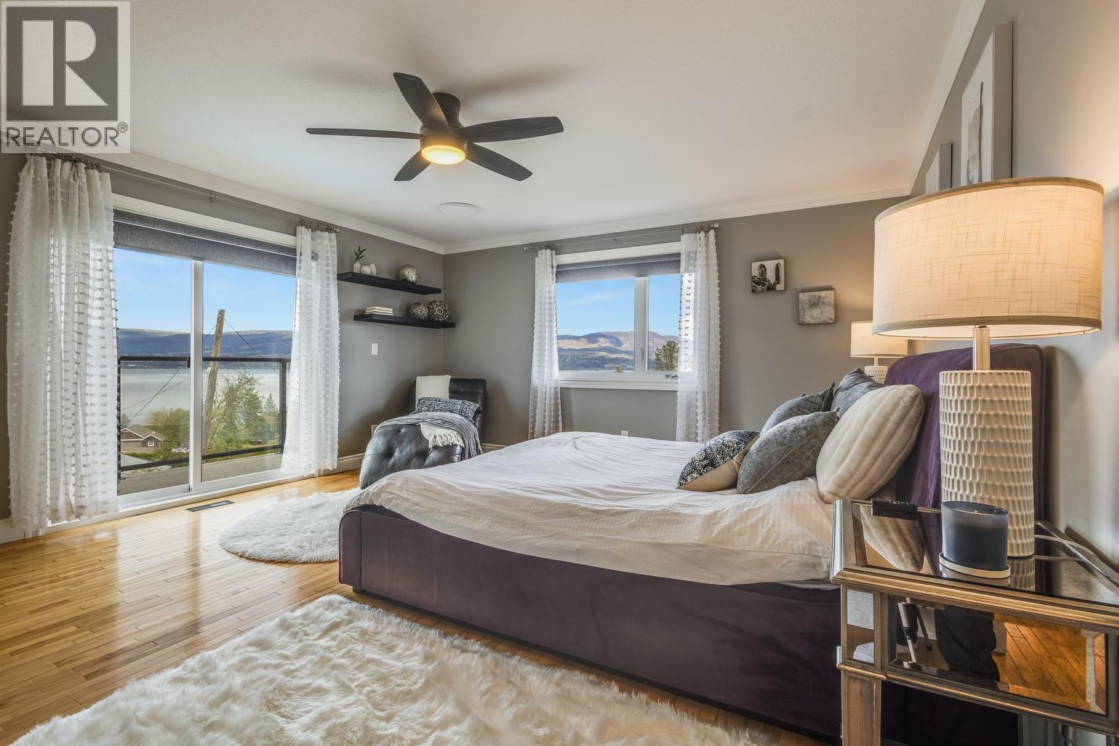 4812 Lakeshore Place, Kelowna