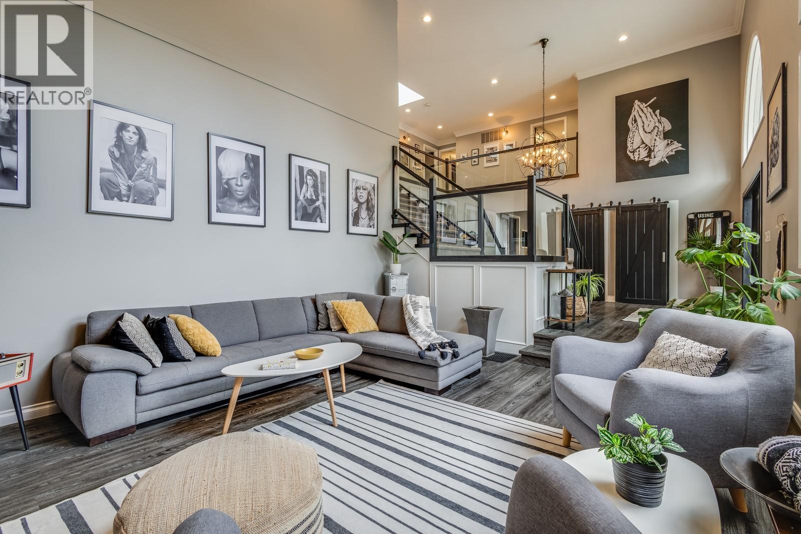  4812 Lakeshore Place, Kelowna